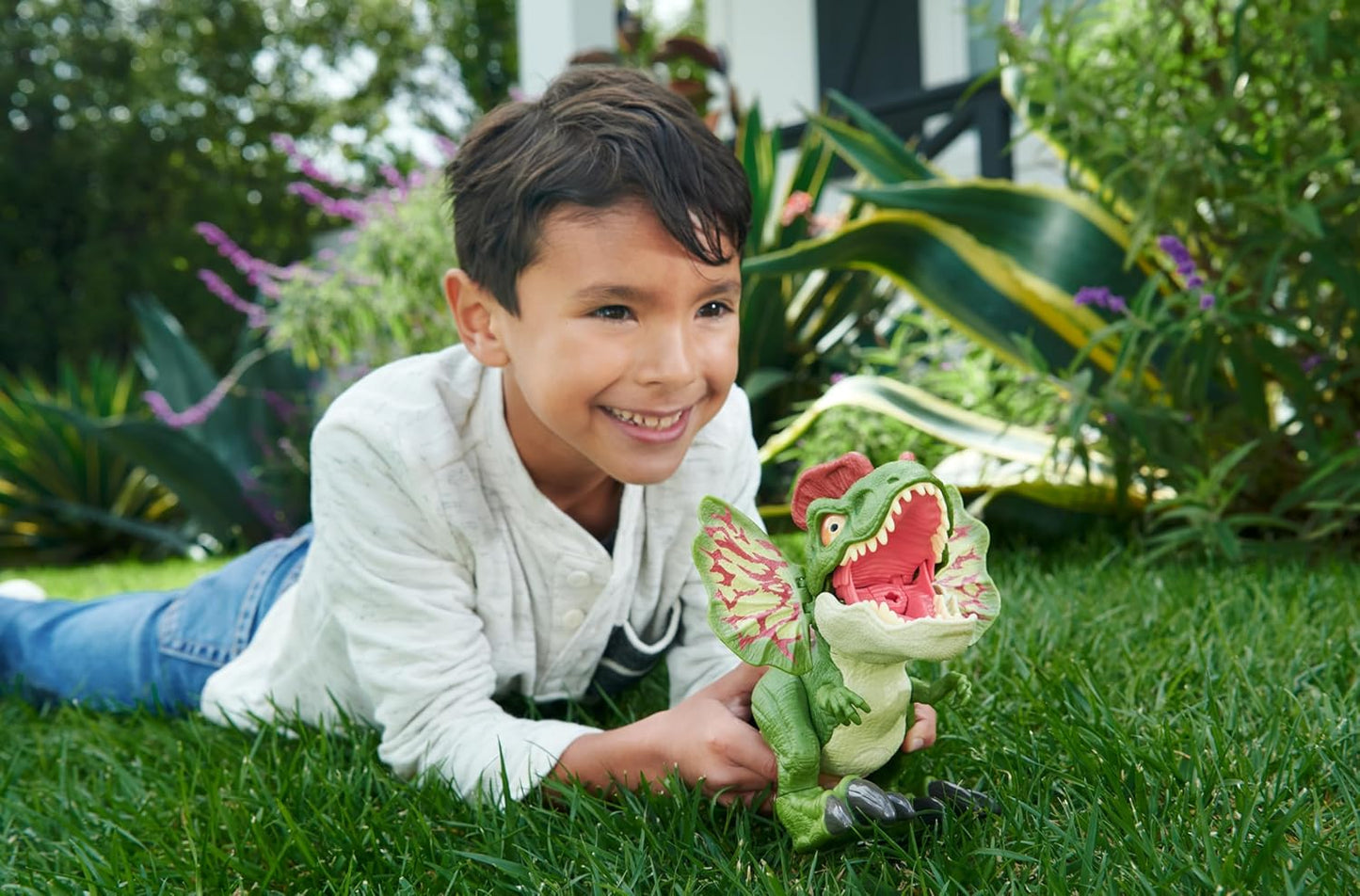 Jurassic World Dinosaur Sound Toy, Uncaged Fierce Launchin Dilophosaurus w/sound