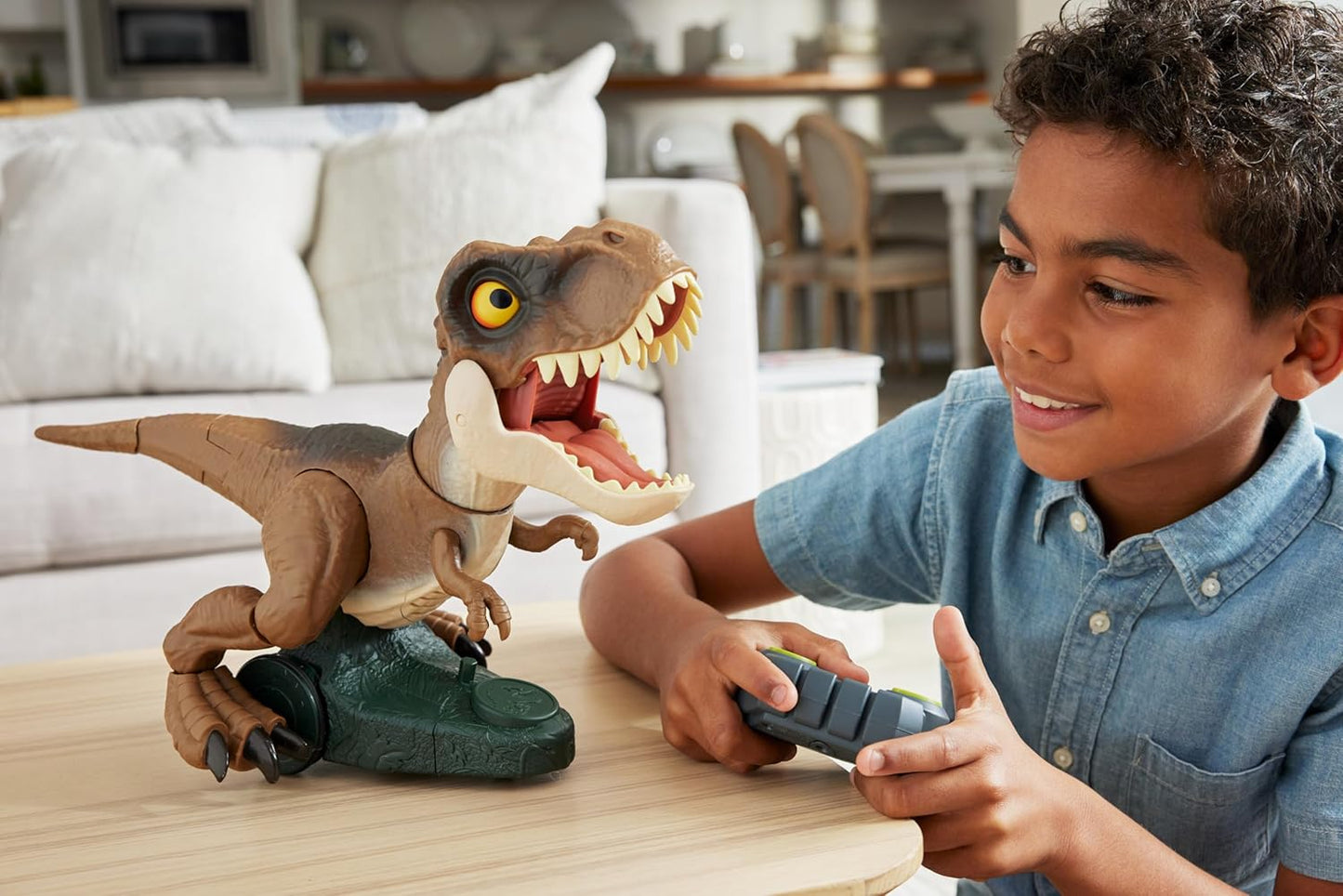 Mattel Jurassic World RC Dinosaur Toy, Roarin’ Frenzy T Rex Dino with Sound & 2 Modes, Full-Function Remote Control, Attack or Spin