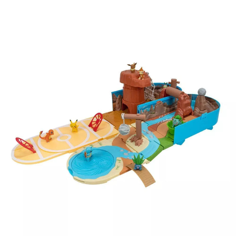 Jazwares Pokémon Carry CASE Battle Desert PLAYSET - Portable Transforming Playset with Action Features and 2-inch Pikachu Battle Figure